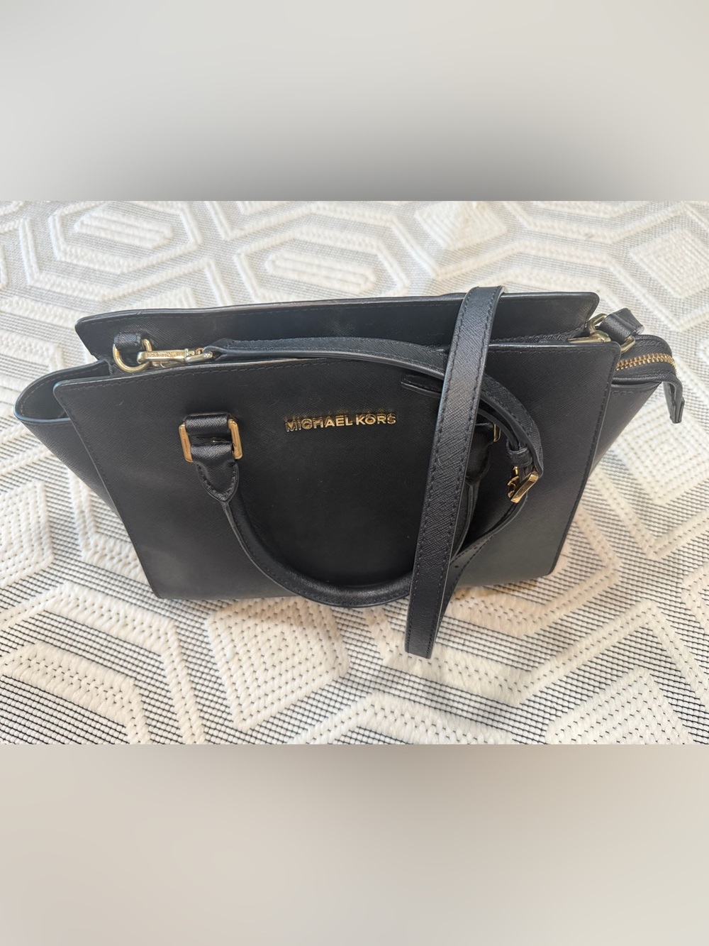 Michael Kors Selma Handbag